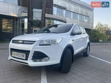 Форд Куга 2015 у Черкасах на Automoto.ua Білий Форд Куга, об'ємом двигуна 2 л та пробігом 223 тис. км за 11900 $, фото 1 на Automoto.ua