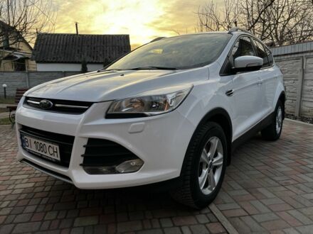 Форд Куга 2016 в Лубнах на Automoto.ua Белый Форд Куга, объемом двигателя 2 л и пробегом 170 тыс. км за 15000 $, фото 1 на Automoto.ua