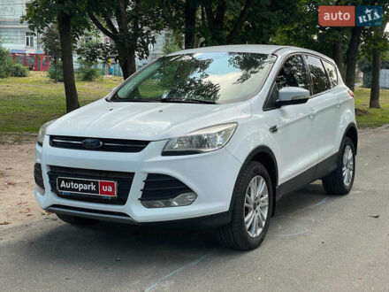 Форд Куга 2016 в Киеве на Automoto.ua Белый Форд Куга, объемом двигателя 1.5 л и пробегом 234 тыс. км за 12980 $, фото 1 на Automoto.ua