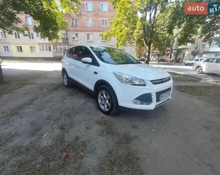 Белый Форд Куга, объемом двигателя 2 л и пробегом 235 тыс. км за 13900 $, фото 1 на Automoto.ua