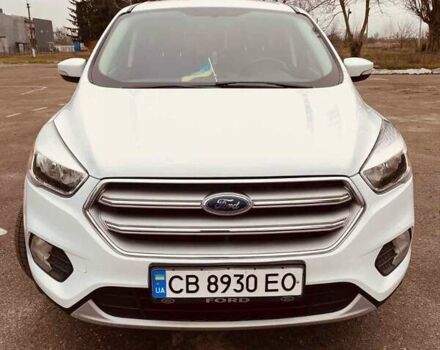 Белый Форд Куга, объемом двигателя 2 л и пробегом 200 тыс. км за 14900 $, фото 1 на Automoto.ua