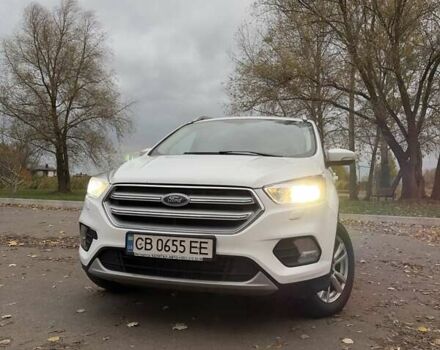 Белый Форд Куга, объемом двигателя 2 л и пробегом 172 тыс. км за 17200 $, фото 1 на Automoto.ua