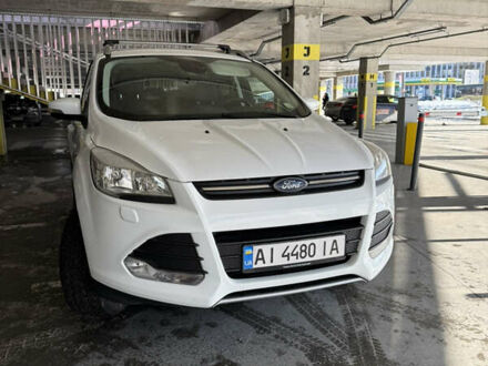 Белый Форд Куга, объемом двигателя 2 л и пробегом 167 тыс. км за 12599 $, фото 1 на Automoto.ua