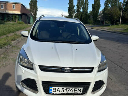 Форд Куга 2016 в Кропивницком (Кировограде) на Automoto.ua Белый Форд Куга, объемом двигателя 2 л и пробегом 260 тыс. км за 15000 $, фото 1 на Automoto.ua