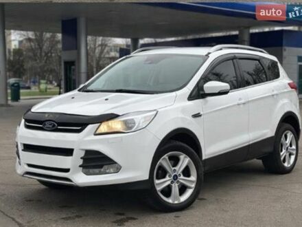 Белый Форд Куга, объемом двигателя 2 л и пробегом 187 тыс. км за 12999 $, фото 1 на Automoto.ua