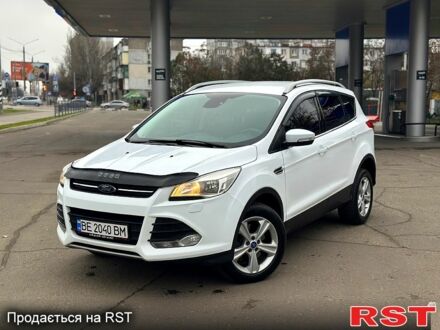 Белый Форд Куга, объемом двигателя 2 л и пробегом 177 тыс. км за 13500 $, фото 1 на Automoto.ua