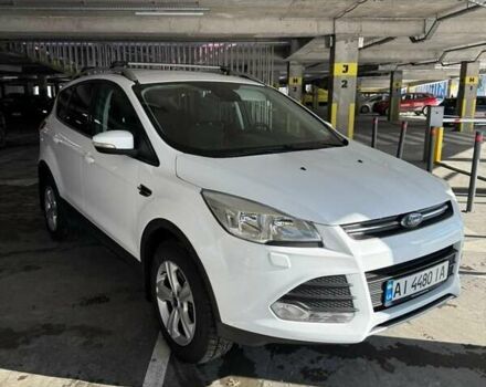 Белый Форд Куга, объемом двигателя 2 л и пробегом 167 тыс. км за 12799 $, фото 1 на Automoto.ua