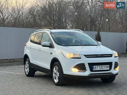 Форд Куга 2016 в Ивано-Франковске на Automoto.ua Белый Форд Куга, объемом двигателя 1.5 л и пробегом 194 тыс. км за 13500 $, фото 1 на Automoto.ua