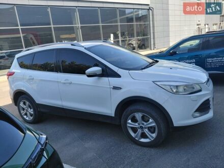 Білий Форд Куга, об'ємом двигуна 2 л та пробігом 208 тис. км за 13000 $, фото 1 на Automoto.ua