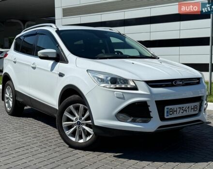 Белый Форд Куга, объемом двигателя 2 л и пробегом 113 тыс. км за 14900 $, фото 1 на Automoto.ua