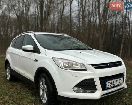 Белый Форд Куга, объемом двигателя 2 л и пробегом 224 тыс. км за 12100 $, фото 1 на Automoto.ua