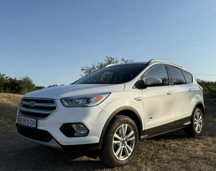 Білий Форд Куга, об'ємом двигуна 2 л та пробігом 98 тис. км за 18500 $, фото 1 на Automoto.ua