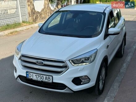 Білий Форд Куга, об'ємом двигуна 2 л та пробігом 238 тис. км за 13600 $, фото 1 на Automoto.ua
