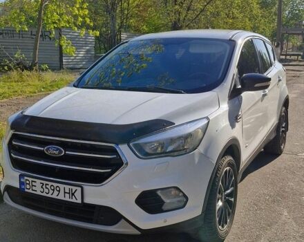 Белый Форд Куга, объемом двигателя 2 л и пробегом 268 тыс. км за 13100 $, фото 1 на Automoto.ua