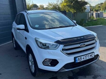 Білий Форд Куга, об'ємом двигуна 2 л та пробігом 137 тис. км за 14987 $, фото 1 на Automoto.ua