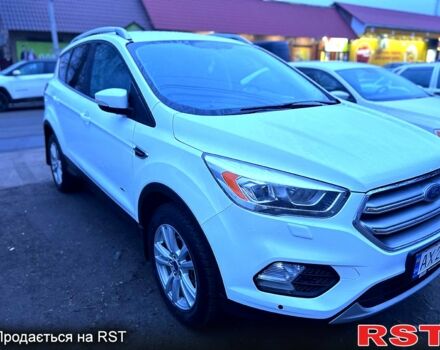 Белый Форд Куга, объемом двигателя 2 л и пробегом 137 тыс. км за 16500 $, фото 1 на Automoto.ua