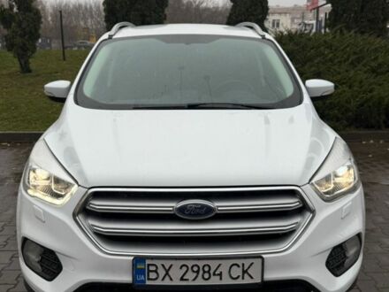 Белый Форд Куга, объемом двигателя 2 л и пробегом 174 тыс. км за 15000 $, фото 1 на Automoto.ua