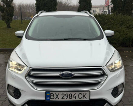 Білий Форд Куга, об'ємом двигуна 2 л та пробігом 174 тис. км за 15000 $, фото 1 на Automoto.ua