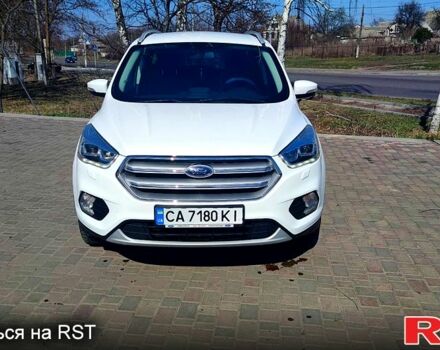 Білий Форд Куга, об'ємом двигуна 2 л та пробігом 160 тис. км за 16000 $, фото 1 на Automoto.ua