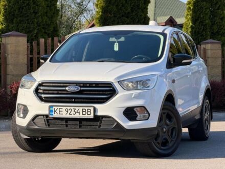 Білий Форд Куга, об'ємом двигуна 2 л та пробігом 205 тис. км за 16850 $, фото 1 на Automoto.ua