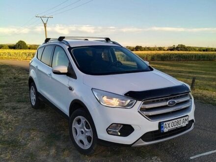 Білий Форд Куга, об'ємом двигуна 1.5 л та пробігом 149 тис. км за 13500 $, фото 1 на Automoto.ua
