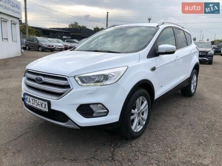 Білий Форд Куга, об'ємом двигуна 2 л та пробігом 126 тис. км за 16999 $, фото 1 на Automoto.ua