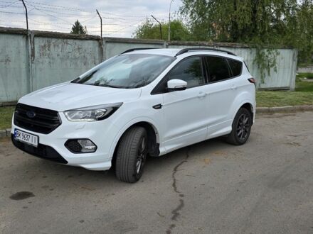 Форд Куга 2019 у Рівному на Automoto.ua Білий Форд Куга, об'ємом двигуна 2 л та пробігом 180 тис. км за 21500 $, фото 1 на Automoto.ua