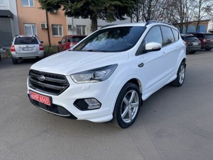 Белый Форд Куга, объемом двигателя 2 л и пробегом 247 тыс. км за 416 $, фото 1 на Automoto.ua