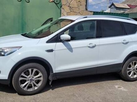 Форд Куга 2019 в Полтаве на Automoto.ua Белый Форд Куга, объемом двигателя 2 л и пробегом 93 тыс. км за 22000 $, фото 1 на Automoto.ua
