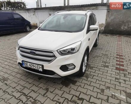 Білий Форд Куга, об'ємом двигуна 2 л та пробігом 96 тис. км за 20000 $, фото 1 на Automoto.ua