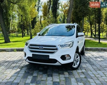 Білий Форд Куга, об'ємом двигуна 2 л та пробігом 140 тис. км за 19500 $, фото 1 на Automoto.ua