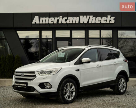 Білий Форд Куга, об'ємом двигуна 1.5 л та пробігом 88 тис. км за 18900 $, фото 1 на Automoto.ua