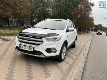 Белый Форд Куга, объемом двигателя 1.5 л и пробегом 249 тыс. км за 12200 $, фото 1 на Automoto.ua