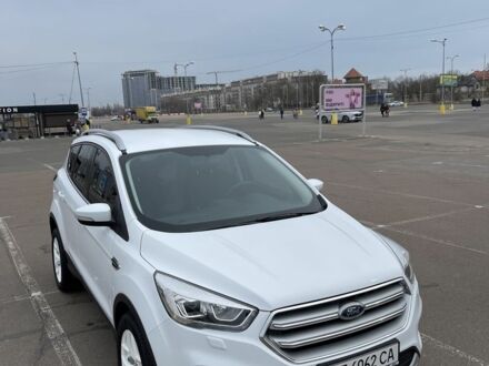 Белый Форд Куга, объемом двигателя 0.15 л и пробегом 51 тыс. км за 21000 $, фото 1 на Automoto.ua