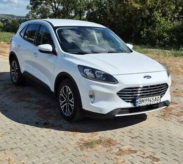 Форд Куга 2020 в Ромнах на Automoto.ua Белый Форд Куга, объемом двигателя 2.5 л и пробегом 67 тыс. км за 26000 $, фото 1 на Automoto.ua
