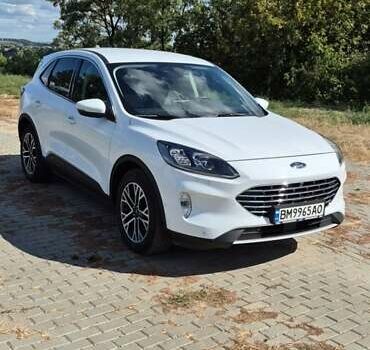 Білий Форд Куга, об'ємом двигуна 2.5 л та пробігом 67 тис. км за 26000 $, фото 1 на Automoto.ua