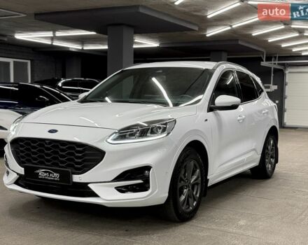 Белый Форд Куга, объемом двигателя 2 л и пробегом 86 тыс. км за 26500 $, фото 1 на Automoto.ua