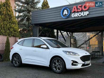 Белый Форд Куга, объемом двигателя 1.5 л и пробегом 70 тыс. км за 20300 $, фото 1 на Automoto.ua