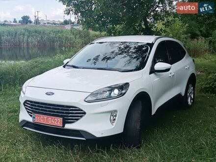 Белый Форд Куга, объемом двигателя 2.49 л и пробегом 222 тыс. км за 18800 $, фото 1 на Automoto.ua