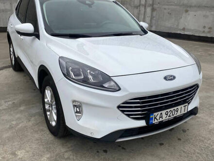Белый Форд Куга, объемом двигателя 1.5 л и пробегом 54 тыс. км за 24600 $, фото 1 на Automoto.ua