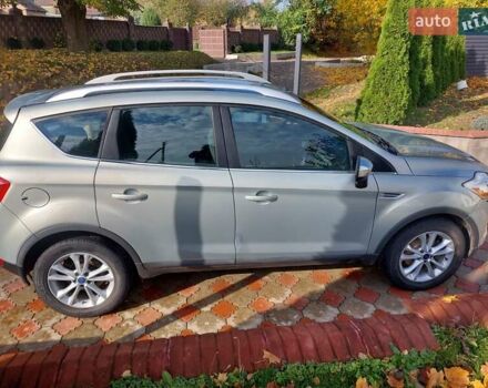 Форд Куга 2010 у Рівному на Automoto.ua Бежевий Форд Куга, об'ємом двигуна 2.52 л та пробігом 94 тис. км за 9900 $, фото 3 на Automoto.ua