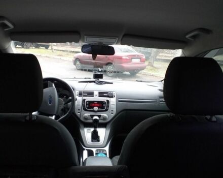 Форд Куга 2012 в Кременчуге на Automoto.ua Бежевый Форд Куга, объемом двигателя 2 л и пробегом 295 тыс. км за 11652 $, фото 4 на Automoto.ua