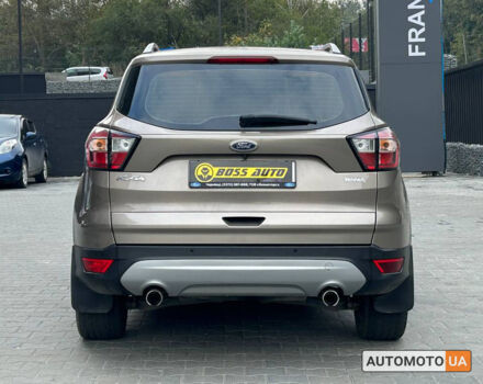 Бежевый Форд Куга, объемом двигателя 1.5 л и пробегом 62 тыс. км за 19299 $, фото 4 на Automoto.ua