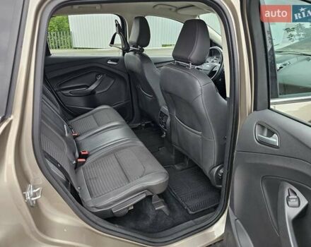 Бежевий Форд Куга, об'ємом двигуна 1.5 л та пробігом 142 тис. км за 18200 $, фото 13 на Automoto.ua