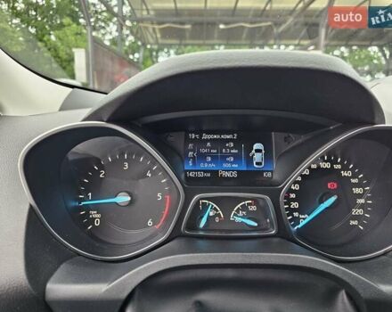 Бежевий Форд Куга, об'ємом двигуна 1.5 л та пробігом 142 тис. км за 18200 $, фото 10 на Automoto.ua