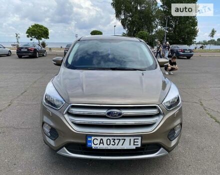 Бежевый Форд Куга, объемом двигателя 1.5 л и пробегом 72 тыс. км за 20300 $, фото 3 на Automoto.ua