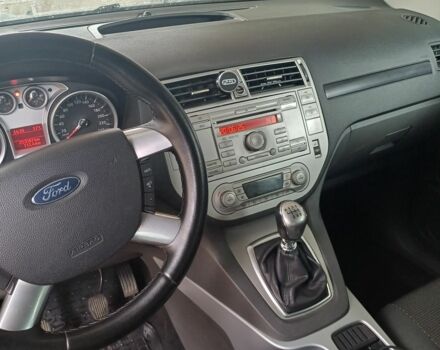 Черный Форд Куга, объемом двигателя 2 л и пробегом 259 тыс. км за 10600 $, фото 17 на Automoto.ua