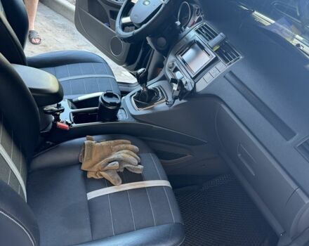 Чорний Форд Куга, об'ємом двигуна 2 л та пробігом 225 тис. км за 11000 $, фото 1 на Automoto.ua