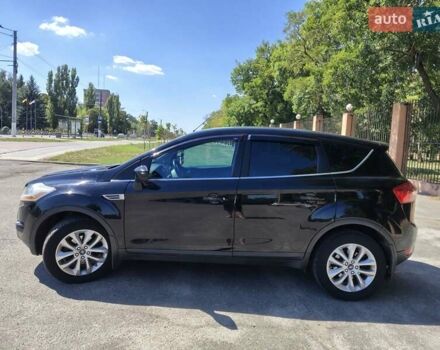 Черный Форд Куга, объемом двигателя 2 л и пробегом 150 тыс. км за 8500 $, фото 2 на Automoto.ua