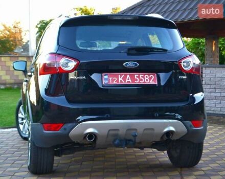 Черный Форд Куга, объемом двигателя 2 л и пробегом 228 тыс. км за 10450 $, фото 14 на Automoto.ua